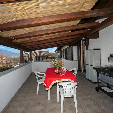 Casa Amabile In Leggiuno Salty-water Pool - Happy Apartman